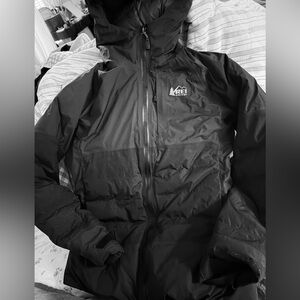 Women’s REI Stormhenge 850 Hooded Down Jacket Black XS EUC